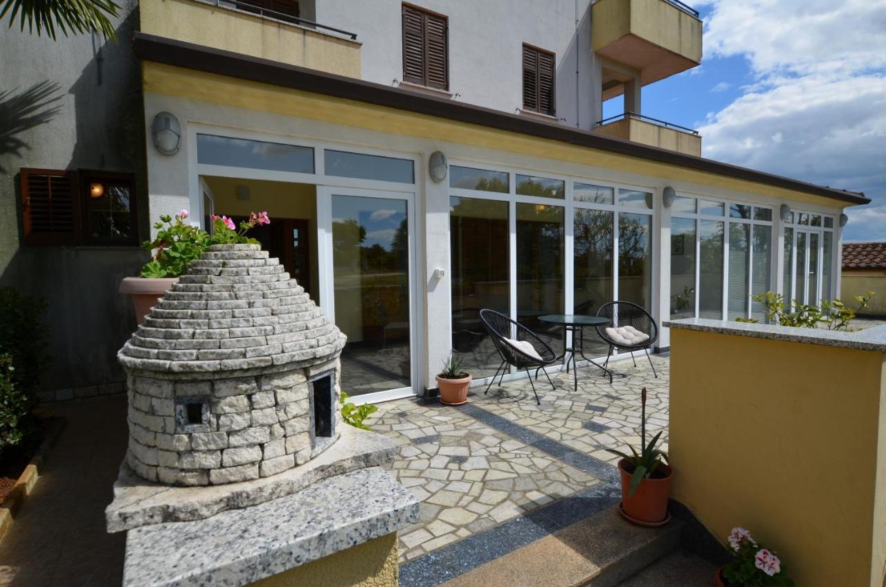 Zminj Apartments Exterior foto